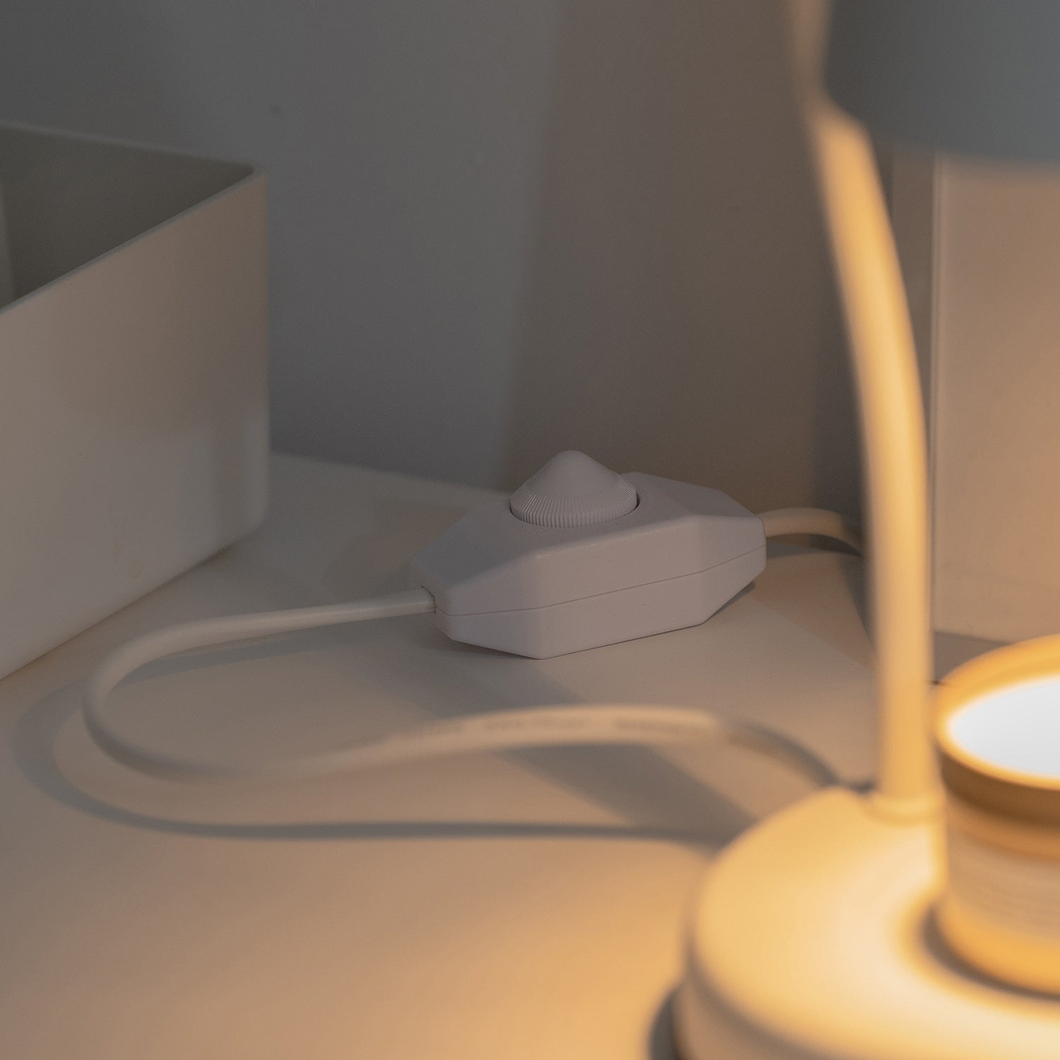 HOOOME Classic Candle Warmer - White HM-001W-HK