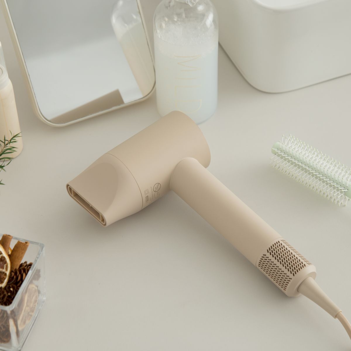 BRUNO Worldwide High-speed Hair Dryer (100-240V) | BAK811-GRG