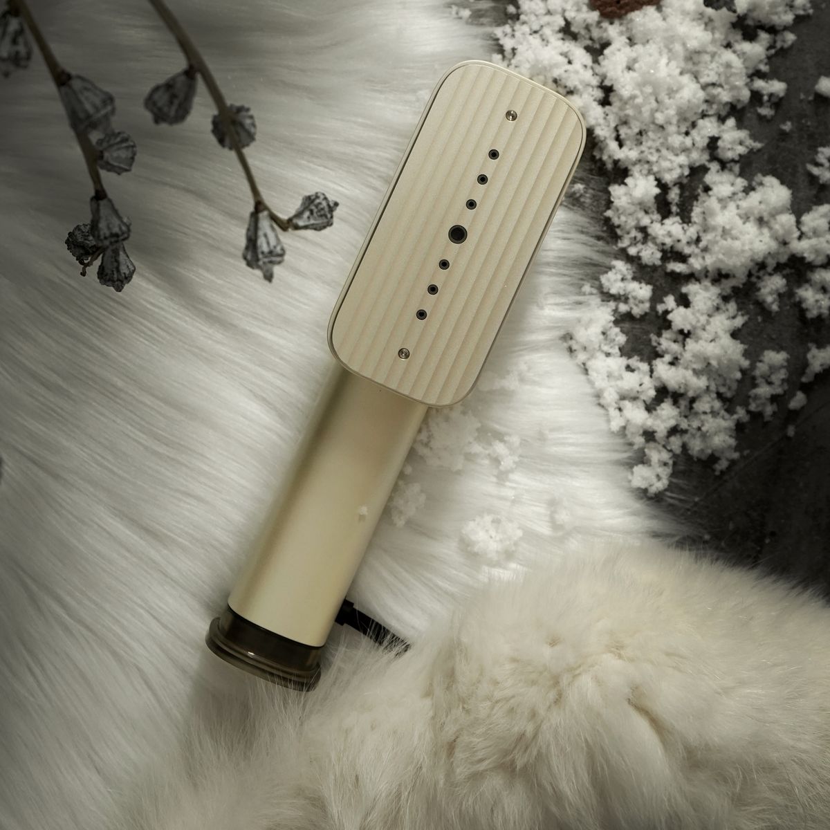 BRUNO Global Voltage Handheld Steamer (100-240V) | BAK818-CPG
