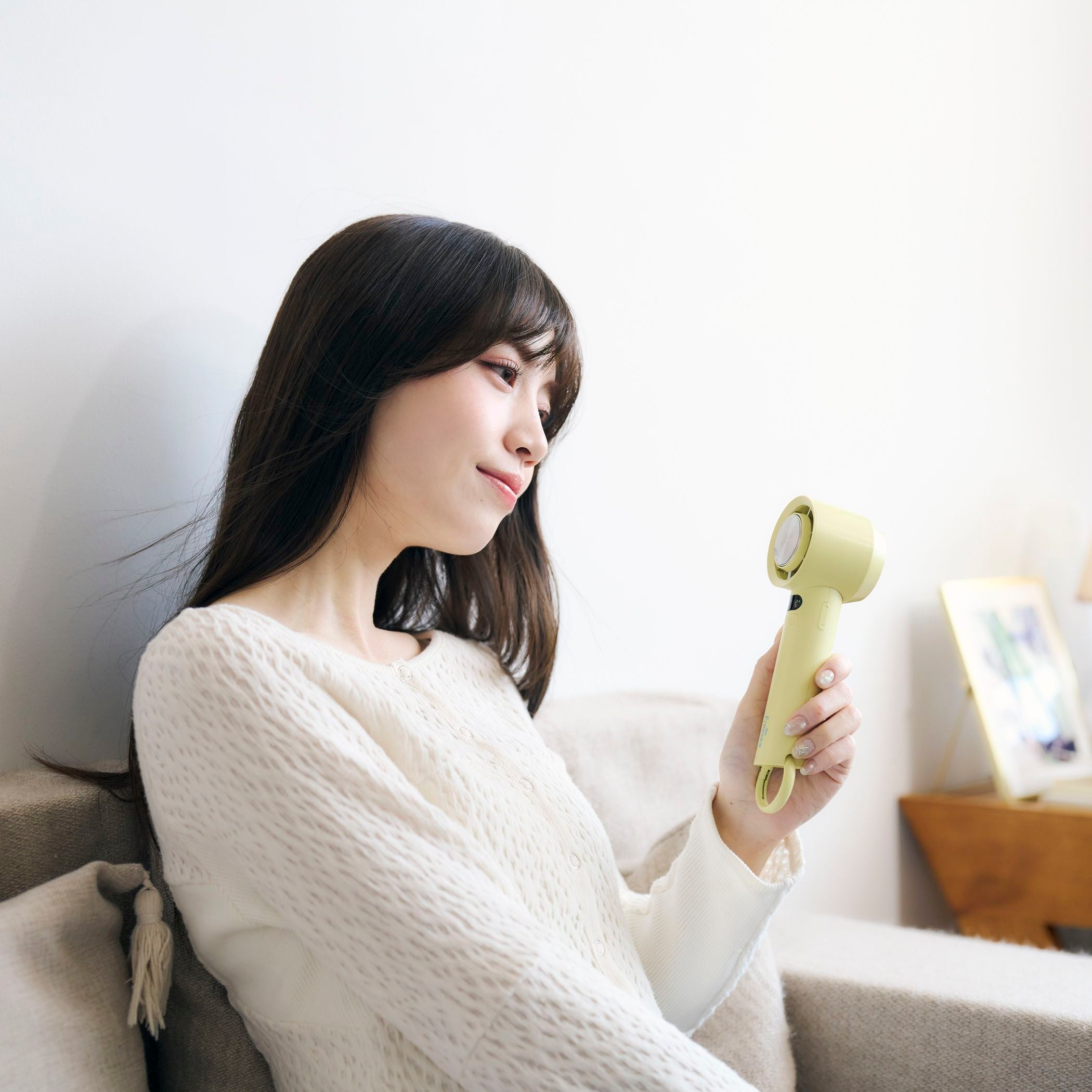 ELAiCE iFan Freeze III Handheld Turbine Fan with Cooling Plate | IF-FZ26