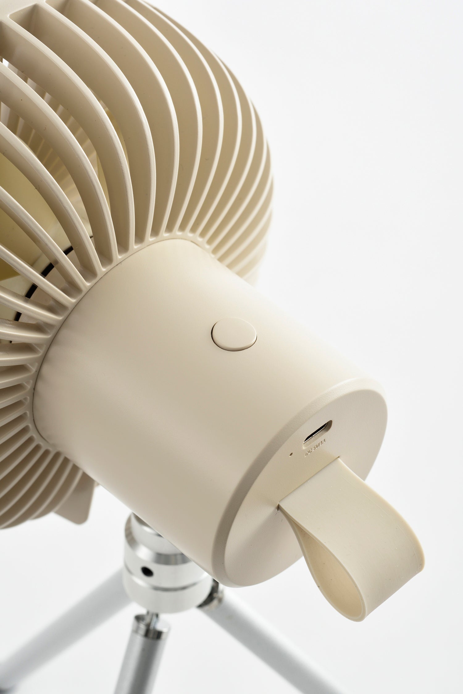 BRUNO Portable Tripod Fan - Ivory