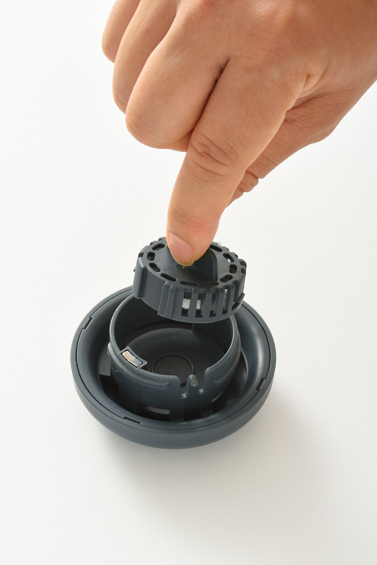 BRUNO Personal Aroma Diffuser- Warm Gray