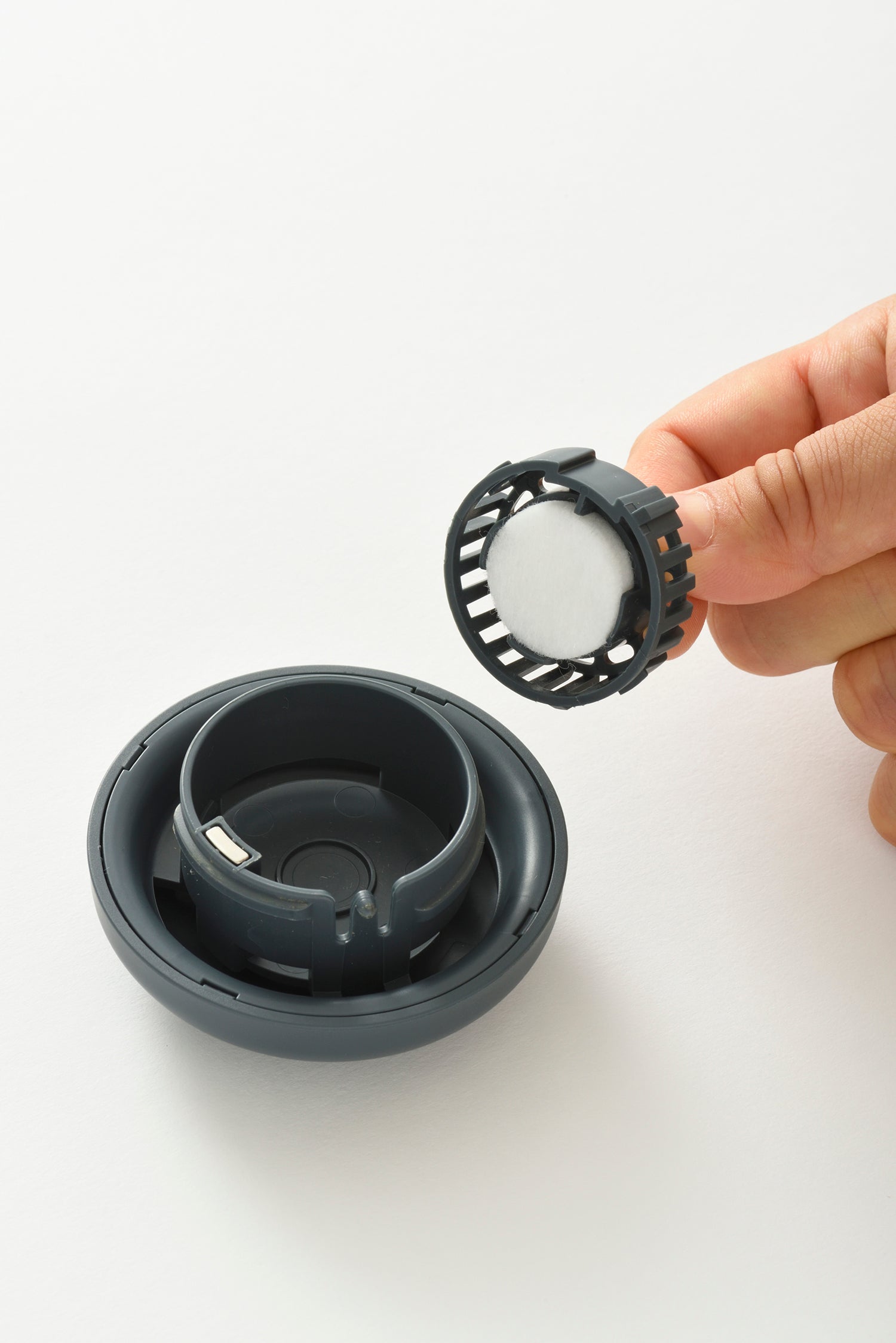 BRUNO Personal Aroma Diffuser- Dark Navy