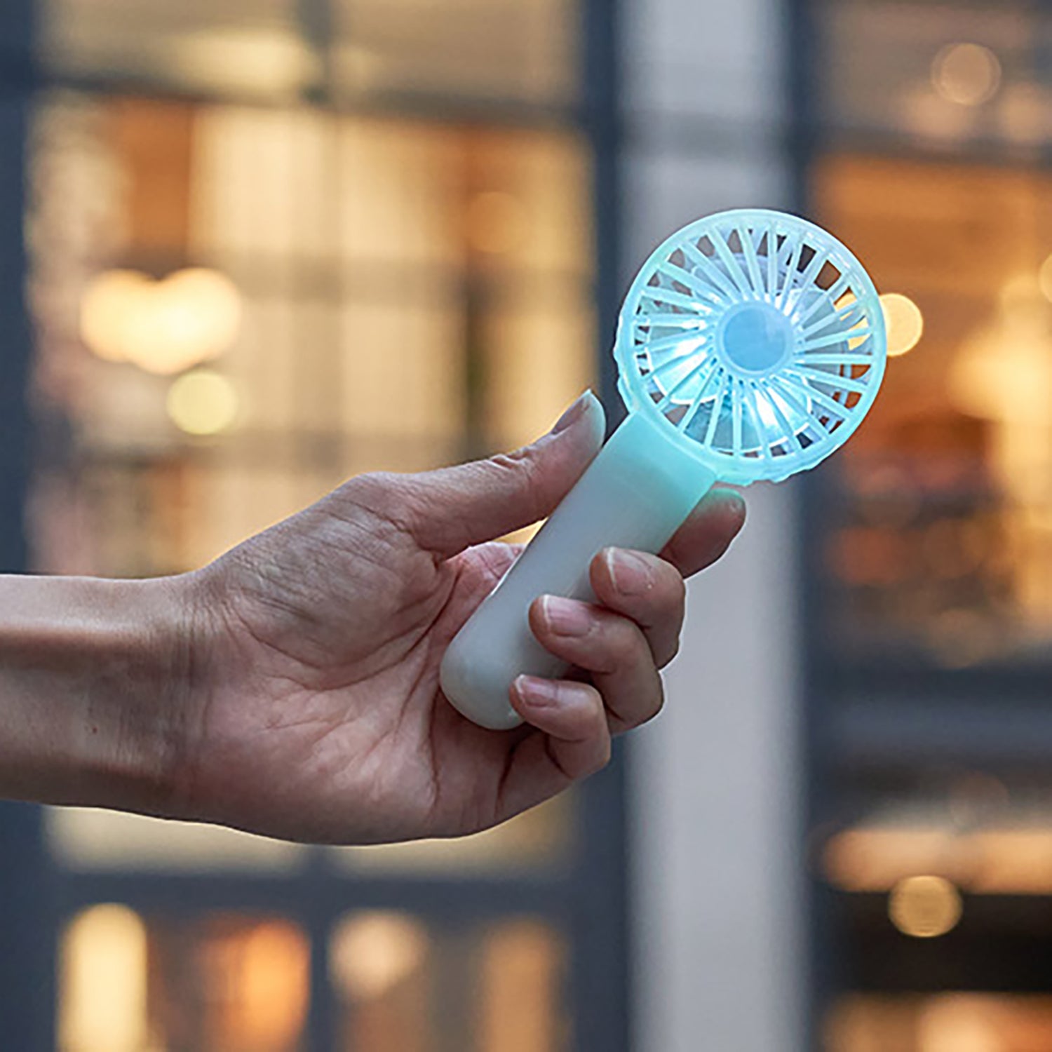 Life on Products Pearl Shell Fan | LO-LCAF017