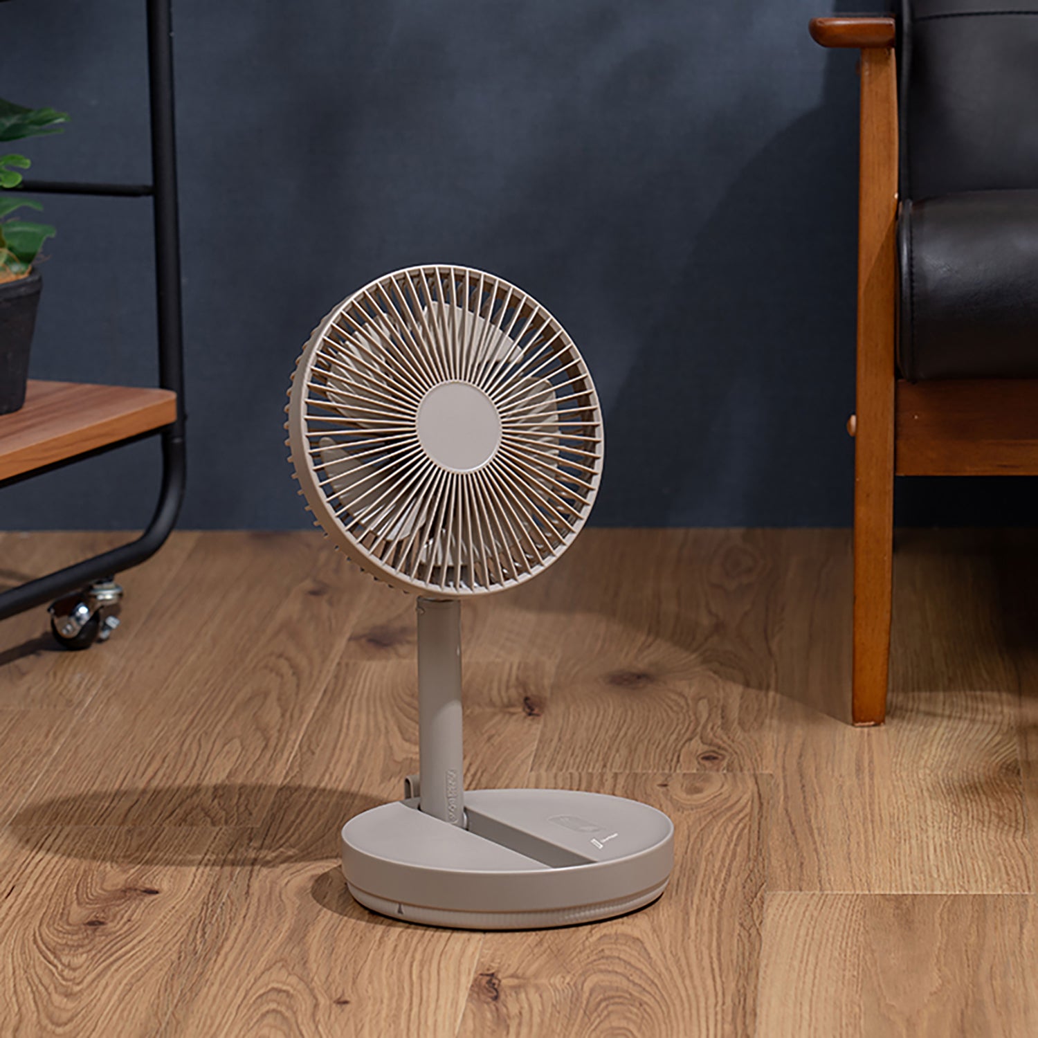 Life on Products Folding Cordless Living Fan with Swing | LO-LCAF031