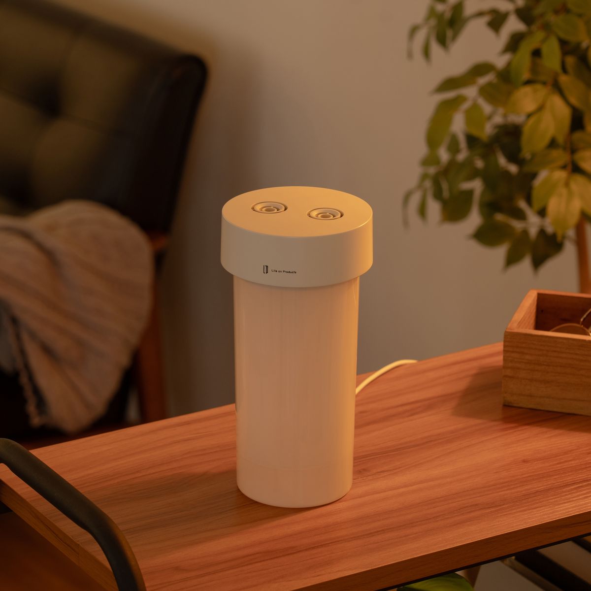 Life on Products USB Twin Jet Humidifier 800ml | LCAHF011