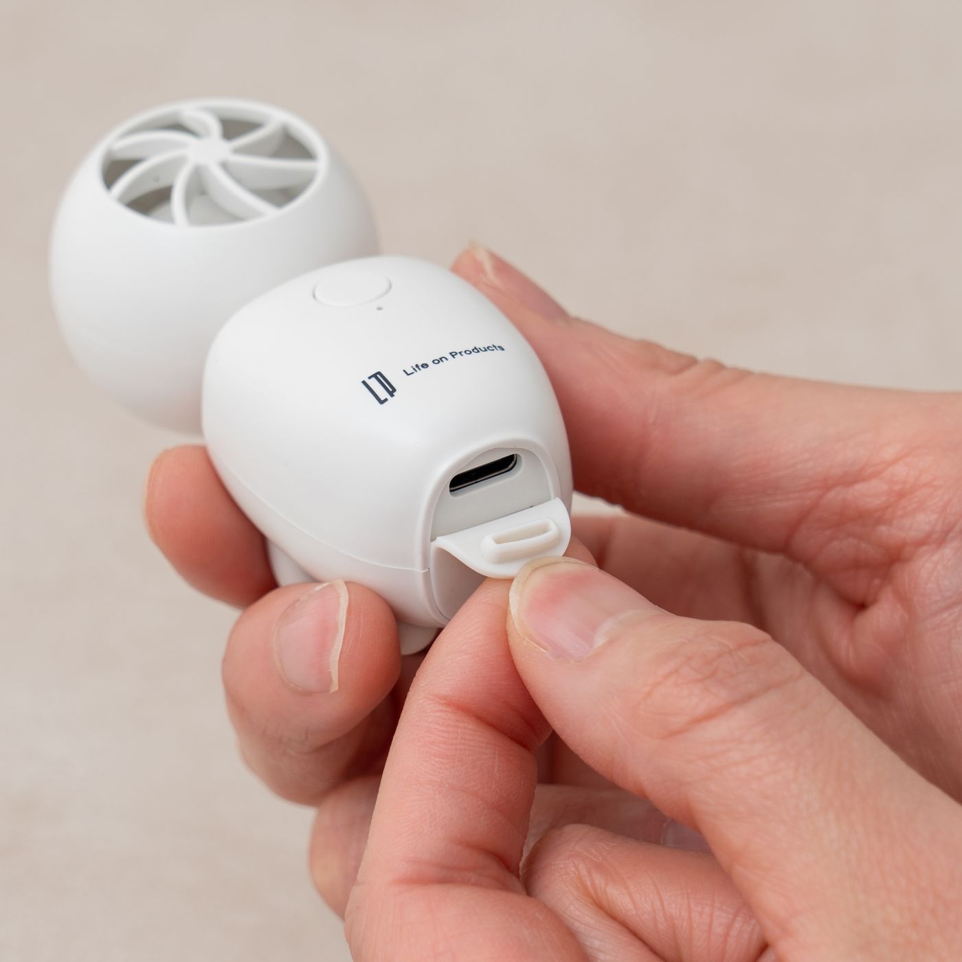 Life on Products Food Cooling Mini Fan | LCAKC005