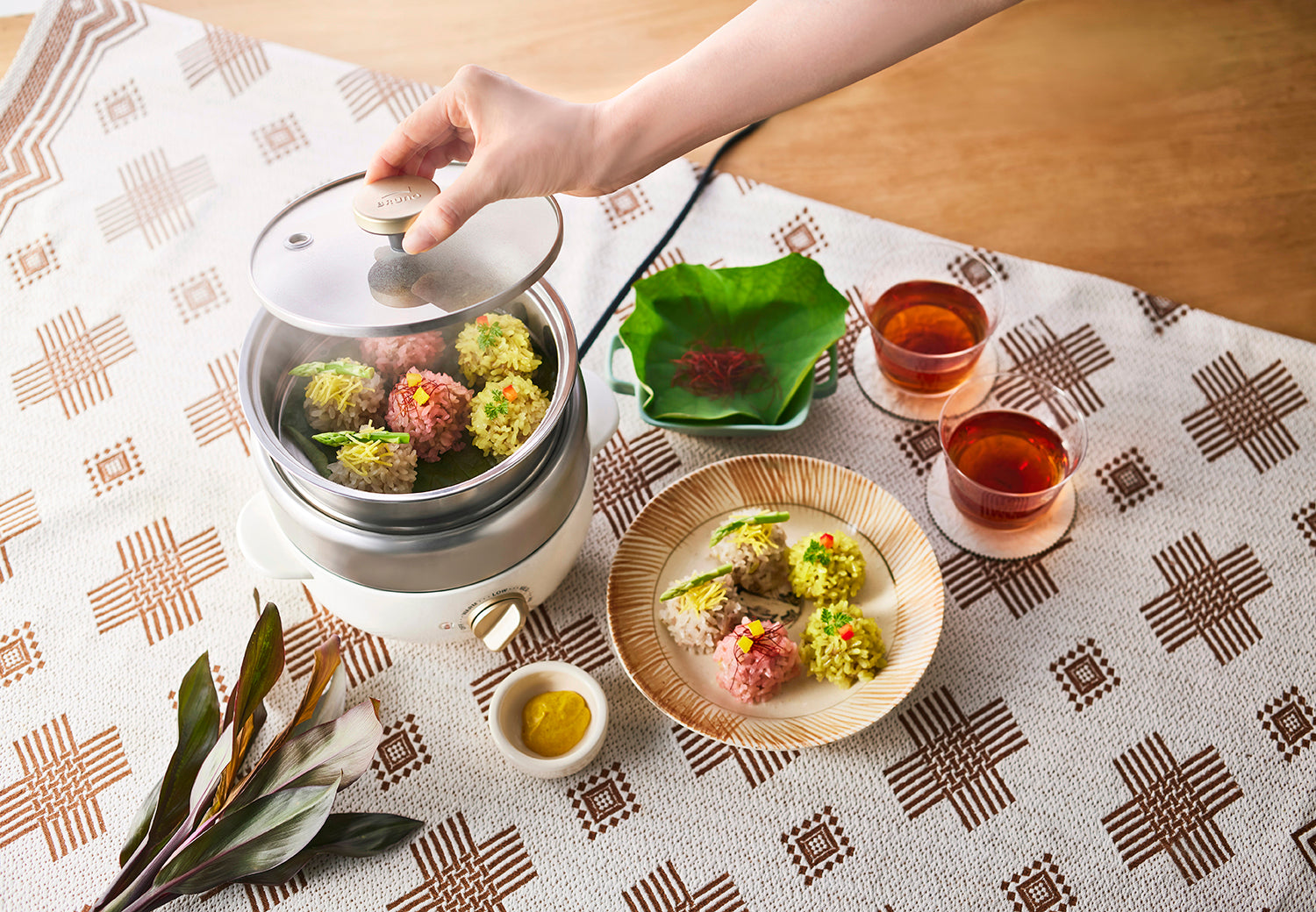 BRUNO Compact Multi Grill Pot - White