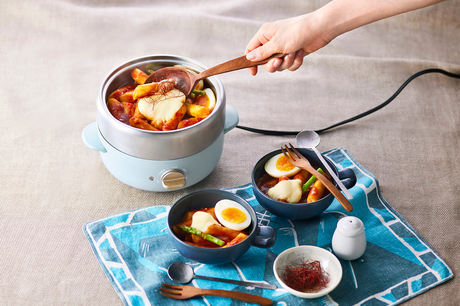 BRUNO Compact Multi Grill Pot - Blue Green