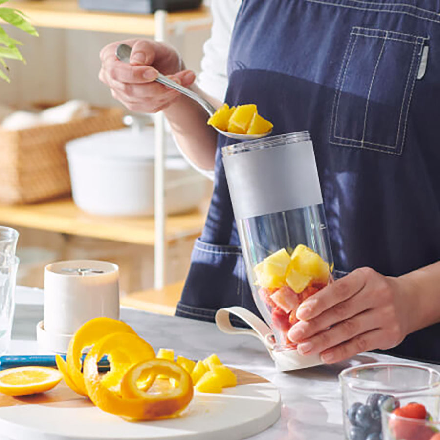 Vitantonio Cordless My Bottle Blender | VBL-2000