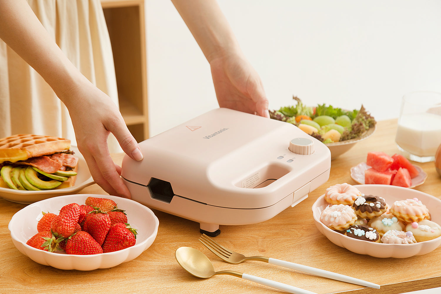 Vitantonio Waffle & Hot Sand Maker - Pink