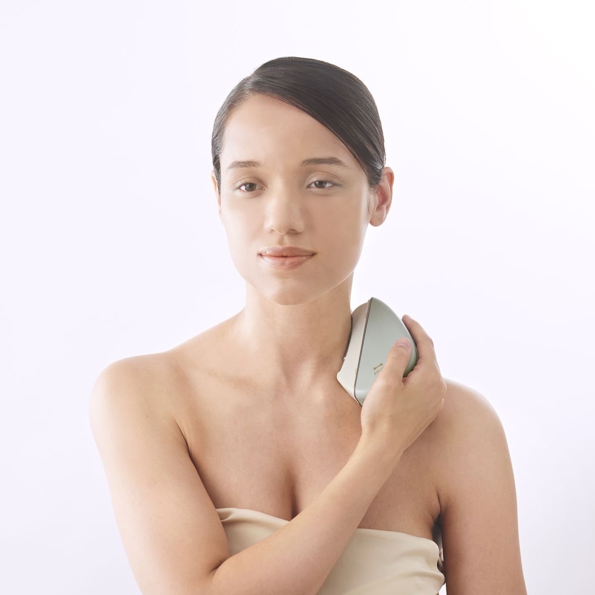 BRUNO Warm and Cool EMS Facial Lift | BOE145