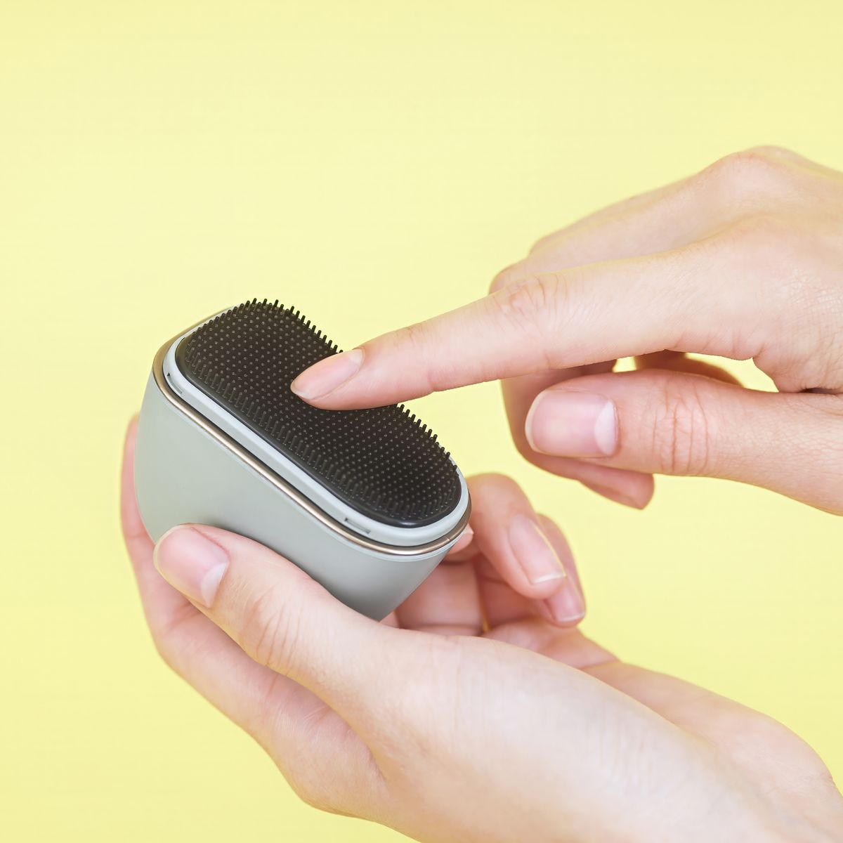 BRUNO Ion Facial Cleansing Brush | BOE149