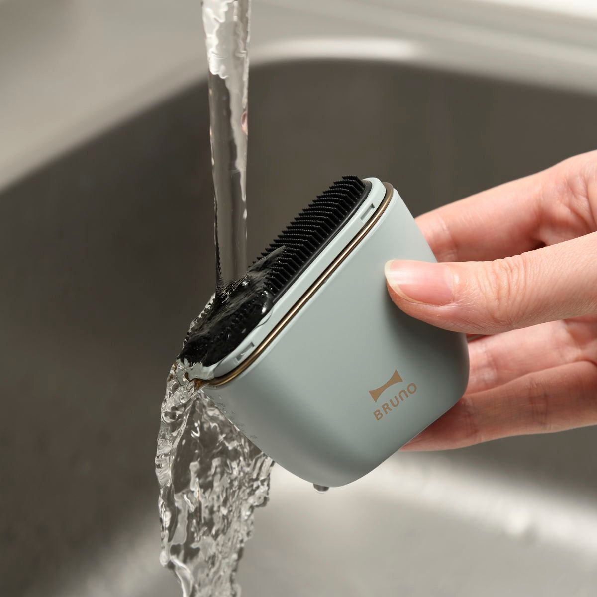BRUNO Ion Facial Cleansing Brush | BOE149