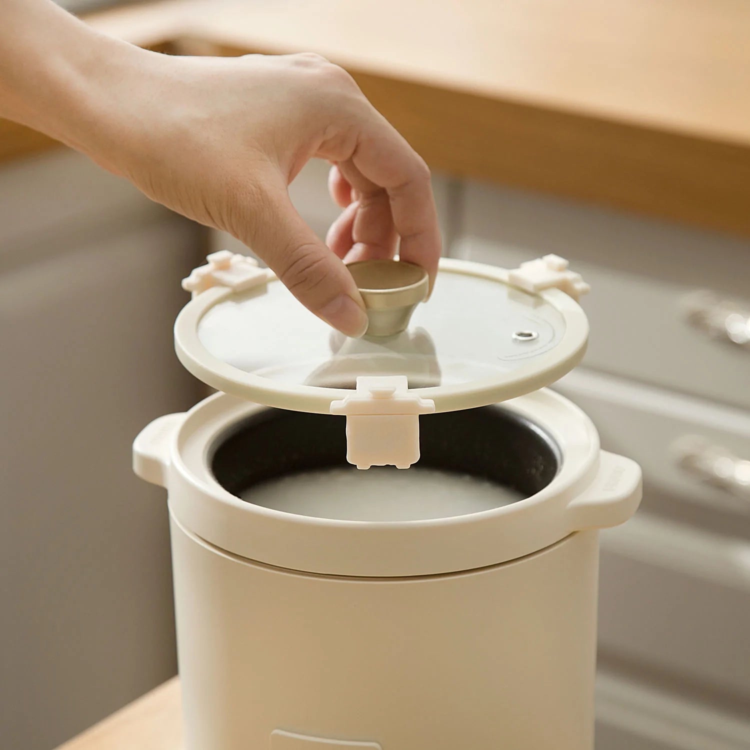 BRUNO Compact Rice Cooker - Ivory