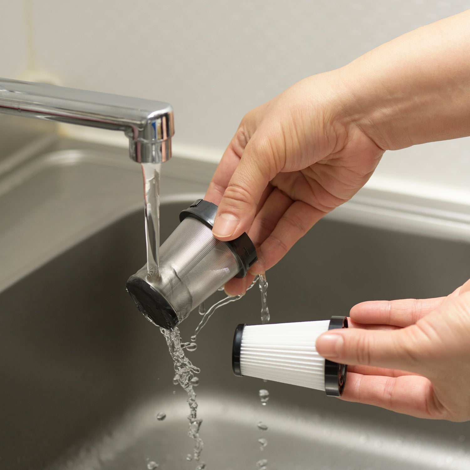 BRUNO Slim 2WAY Stick Cleaner | BOE124