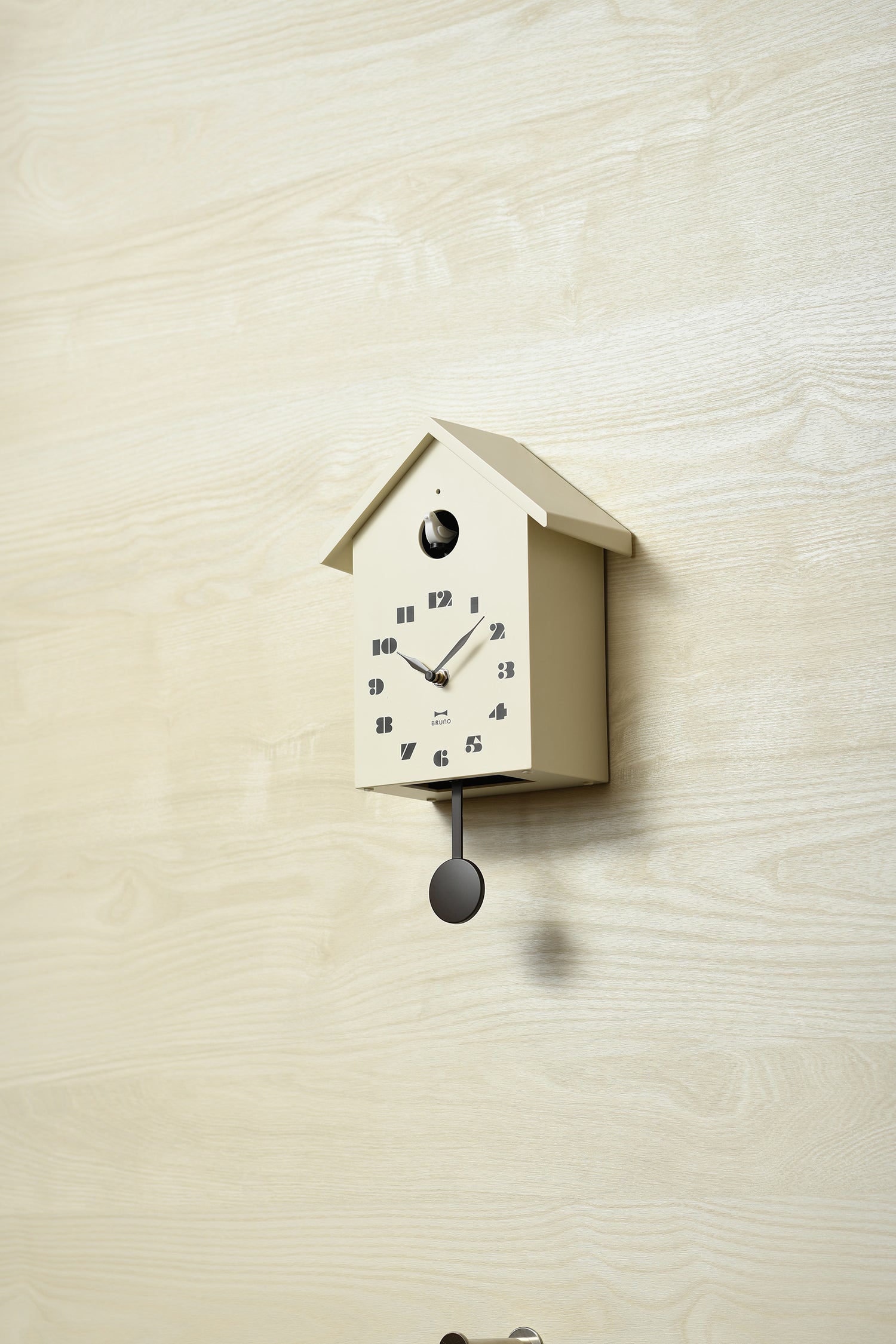 BRUNO Bird House Clock - Ivory BCW047-IV