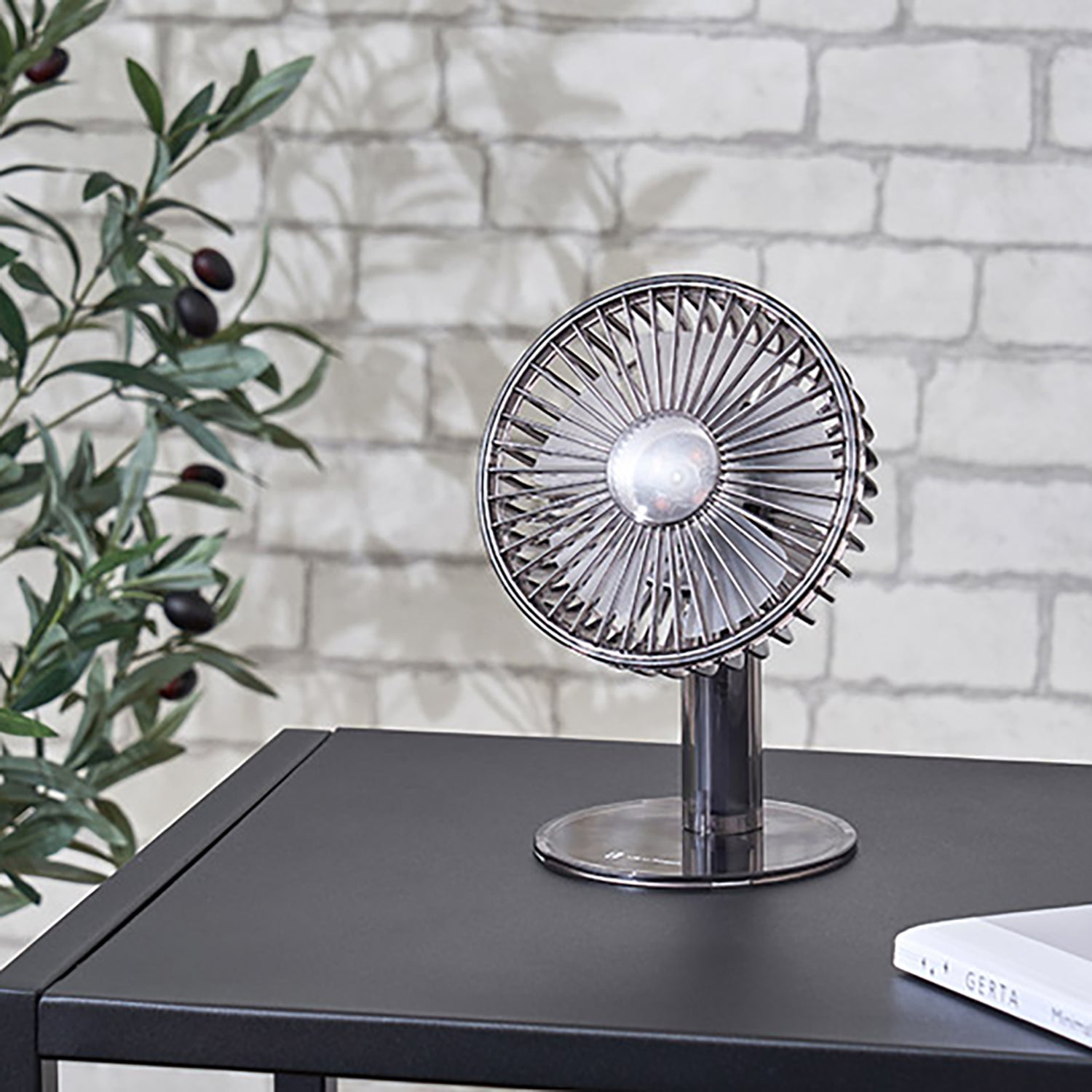 Life on Products Clear Desk Fan with Swing | LO-LCAF029
