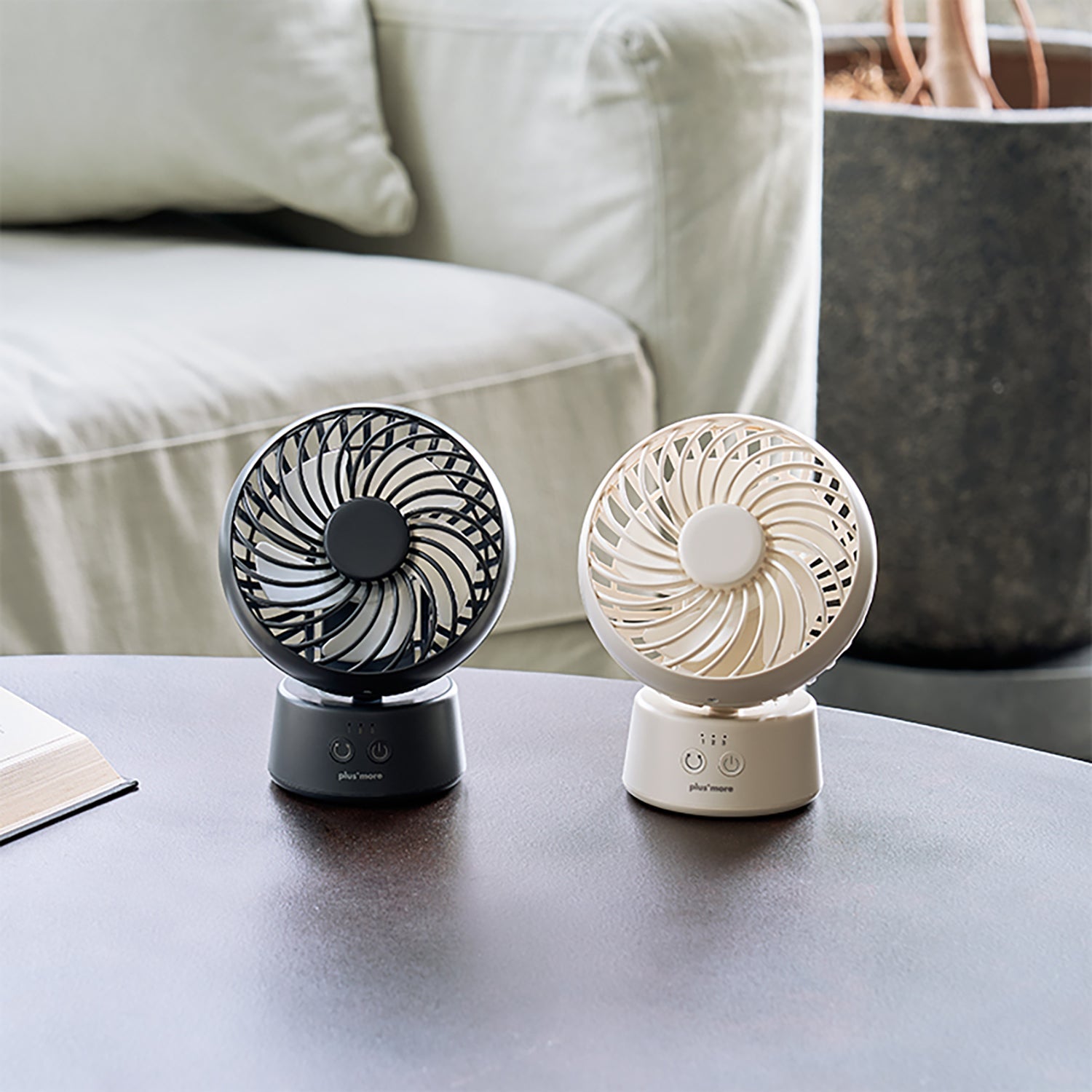Life on Products Round Mini Desk Fan with Swing | LO-PBAF005