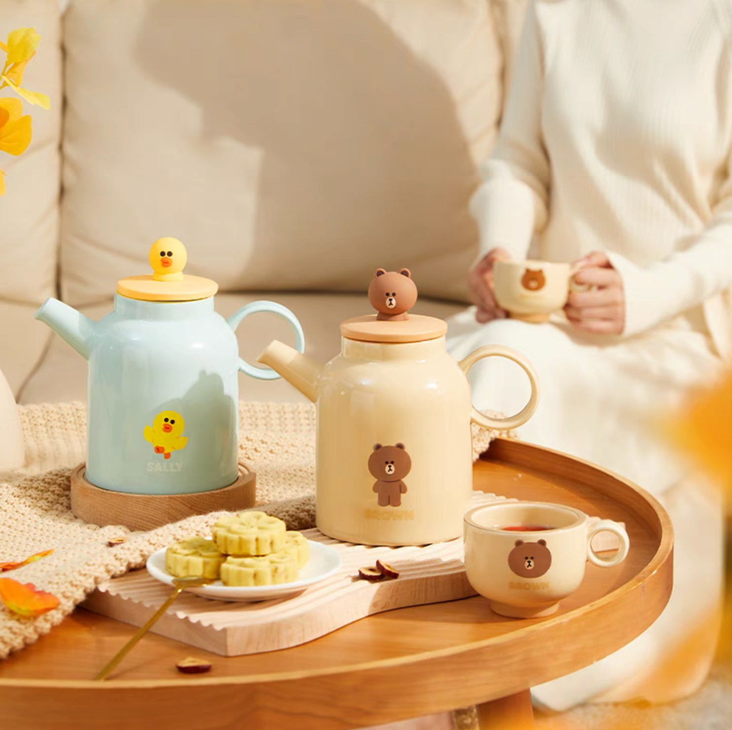 LINE FRIENDS Ceramic Tea Pot + Cup (Set2)