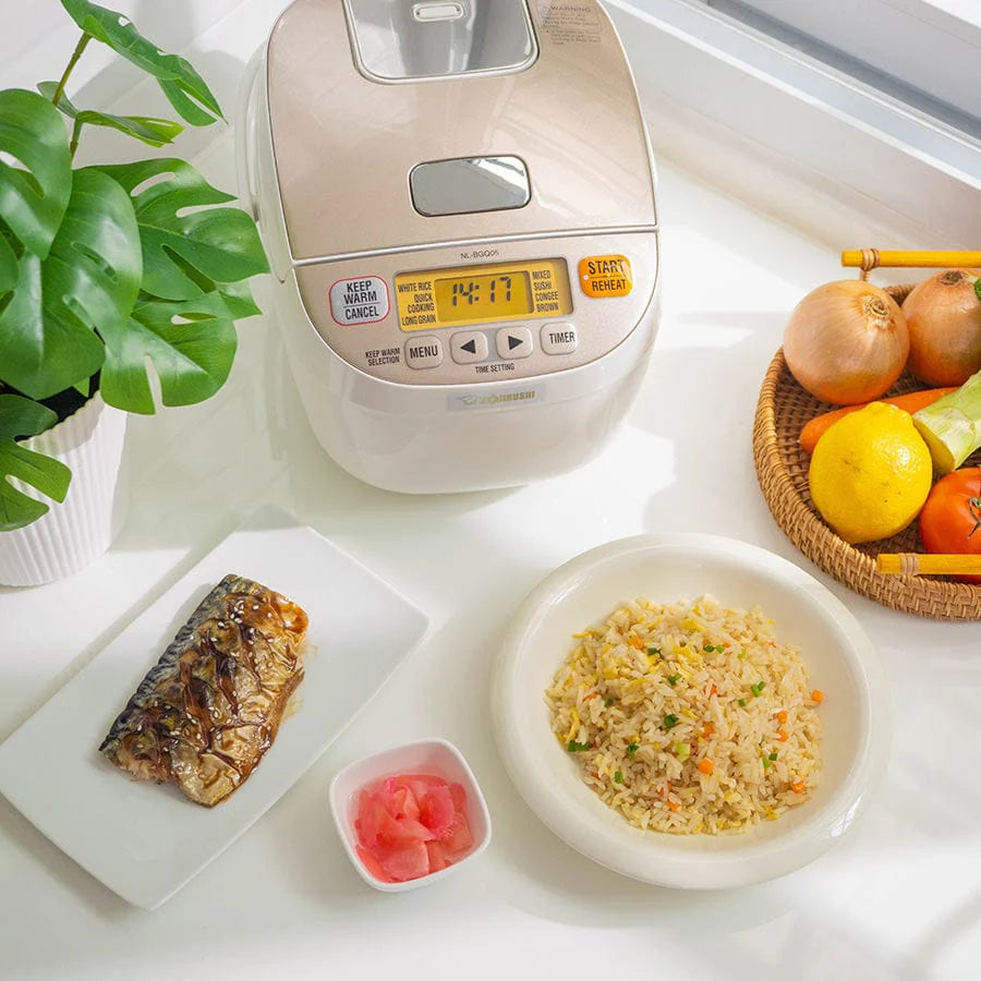 Zojirushi Mini Fuzzy Logic Rice Cooker | NL-BGQ05 (0.5L)