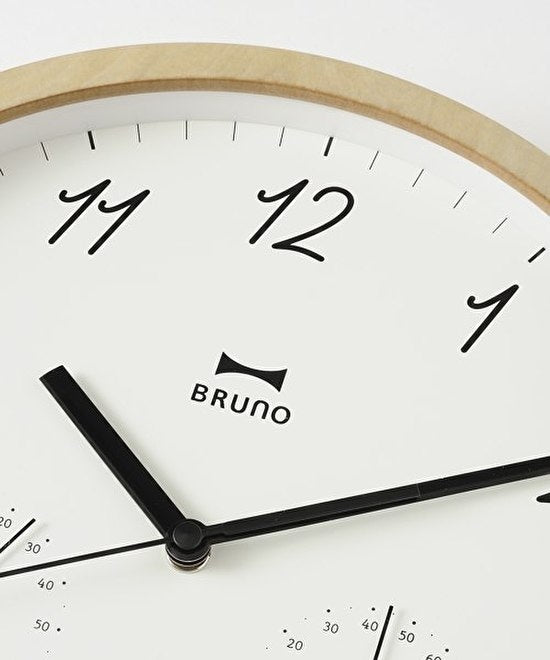 BRUNO Wall Clock Humidity/Temp - Natural Wood
