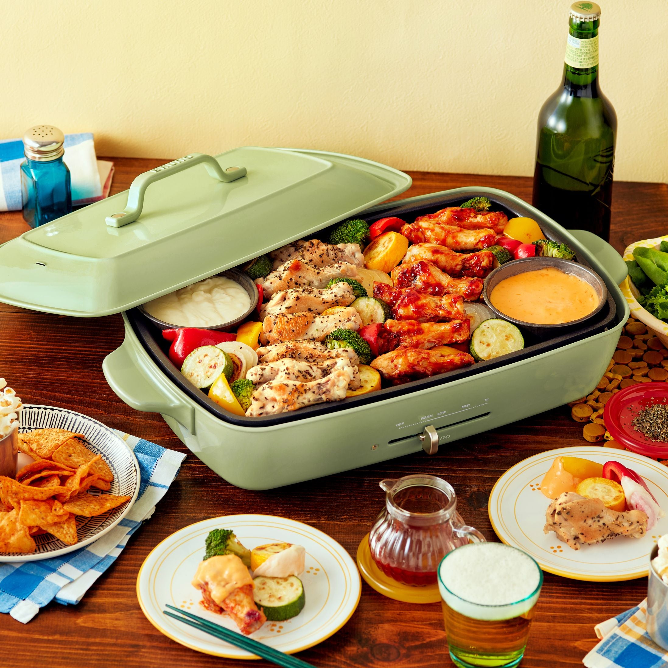 BRUNO Hot Plate Grande Size (Pale Green) (220V UK Plug)