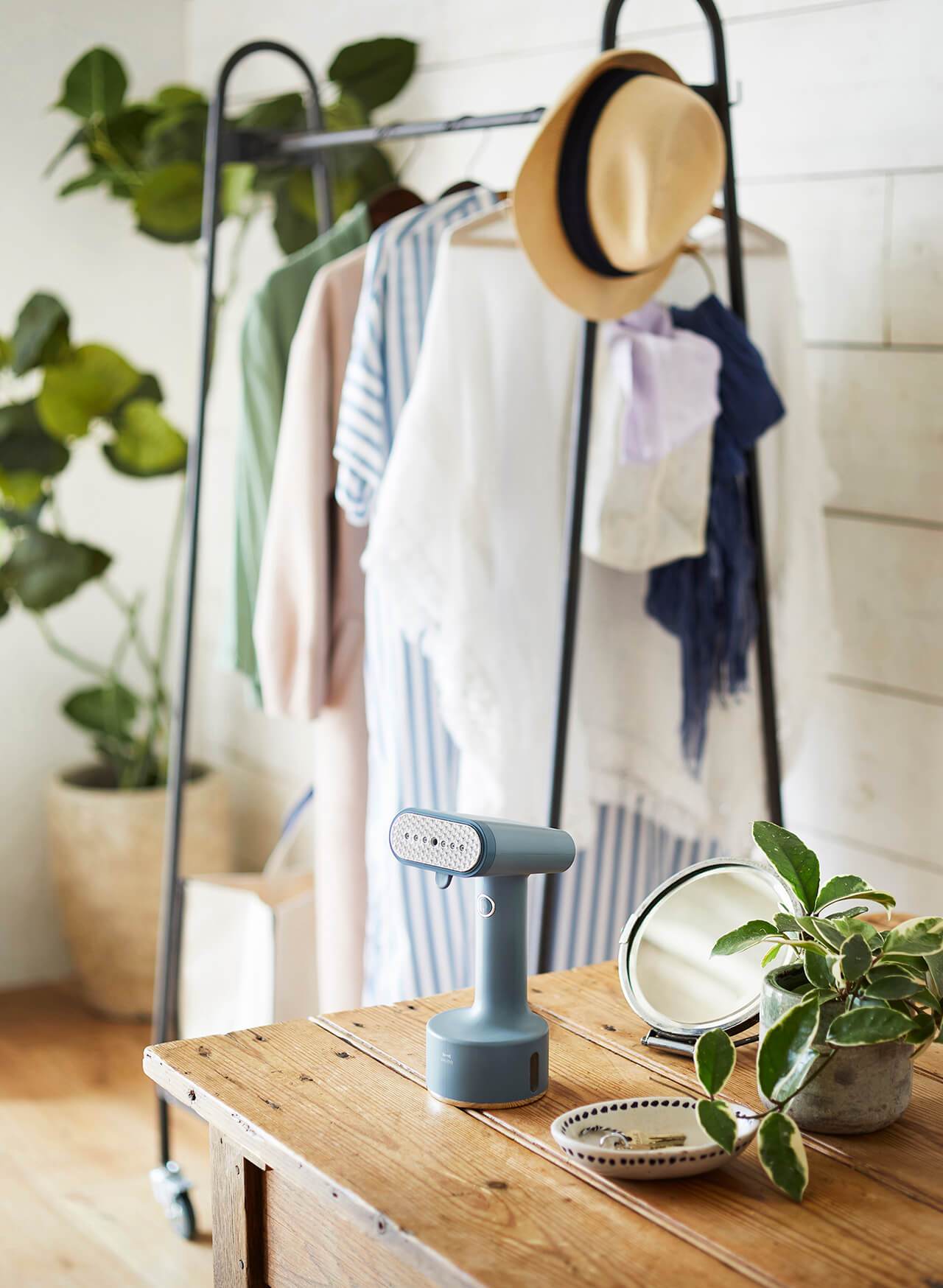 BRUNO Styling Handy Steamer - Blue Gray