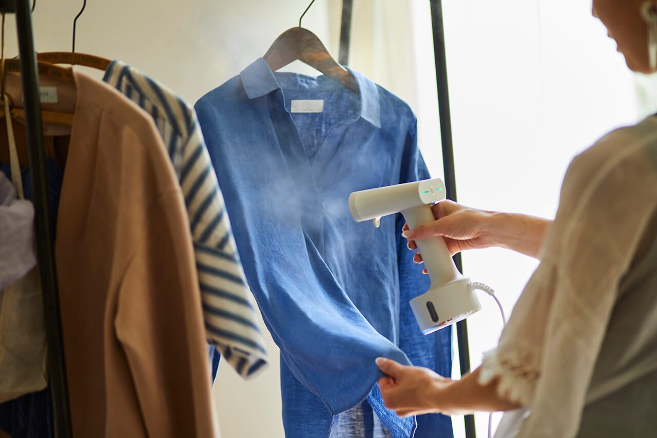 BRUNO Styling Handy Steamer - Blue Gray