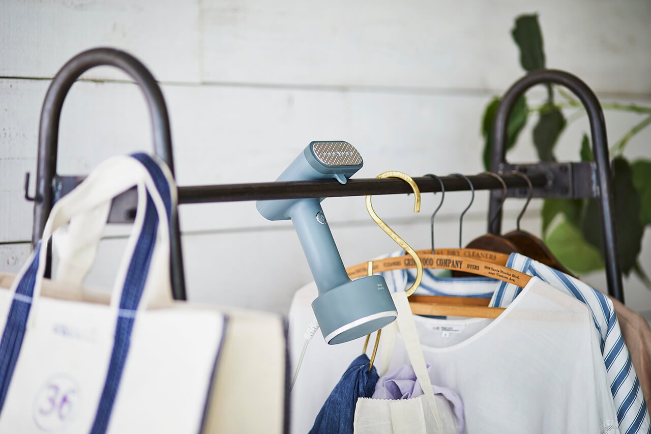 BRUNO Styling Handy Steamer - Blue Gray